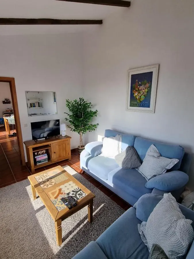 Lovely 2 Bed Apartment With Stunning Views & Pool 康佩塔 西班牙